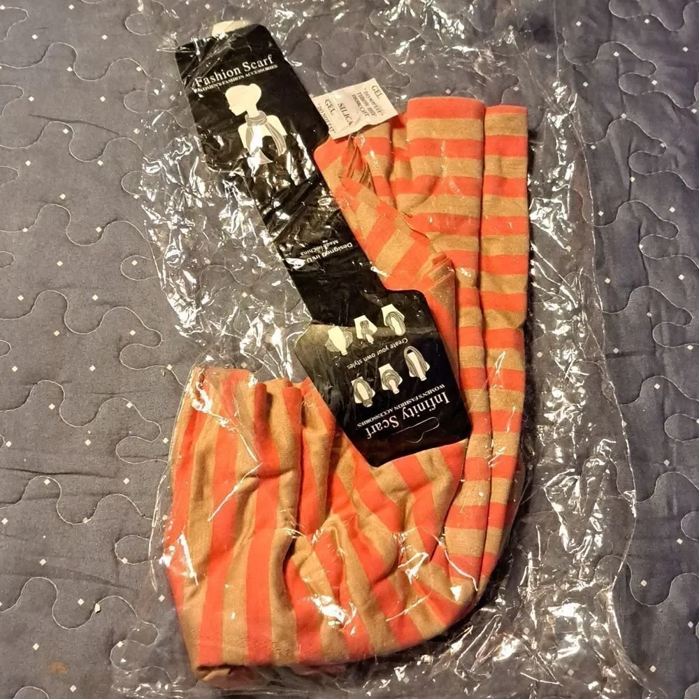 Infinity scarf new